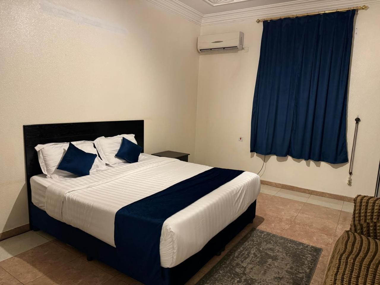 Apartment المبيت 5 للشقق الفندقية Abha